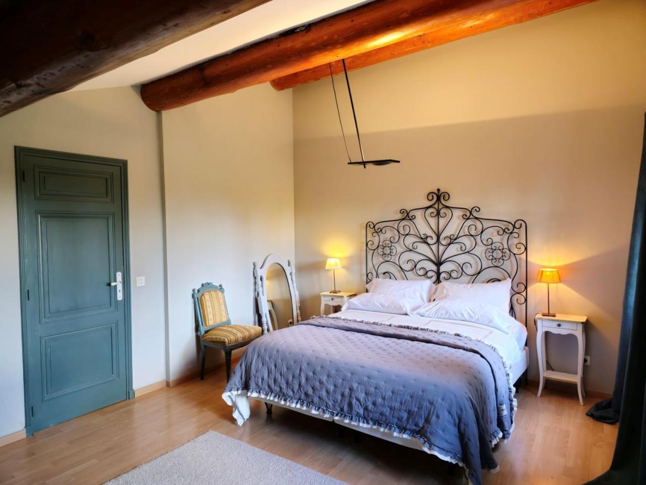 Bed and Breakfast Ancien Mas Du Moulin Ейґальєр Екстер'єр фото